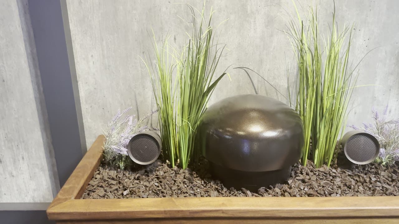Garden Speaker, Hiding in the Mulch
